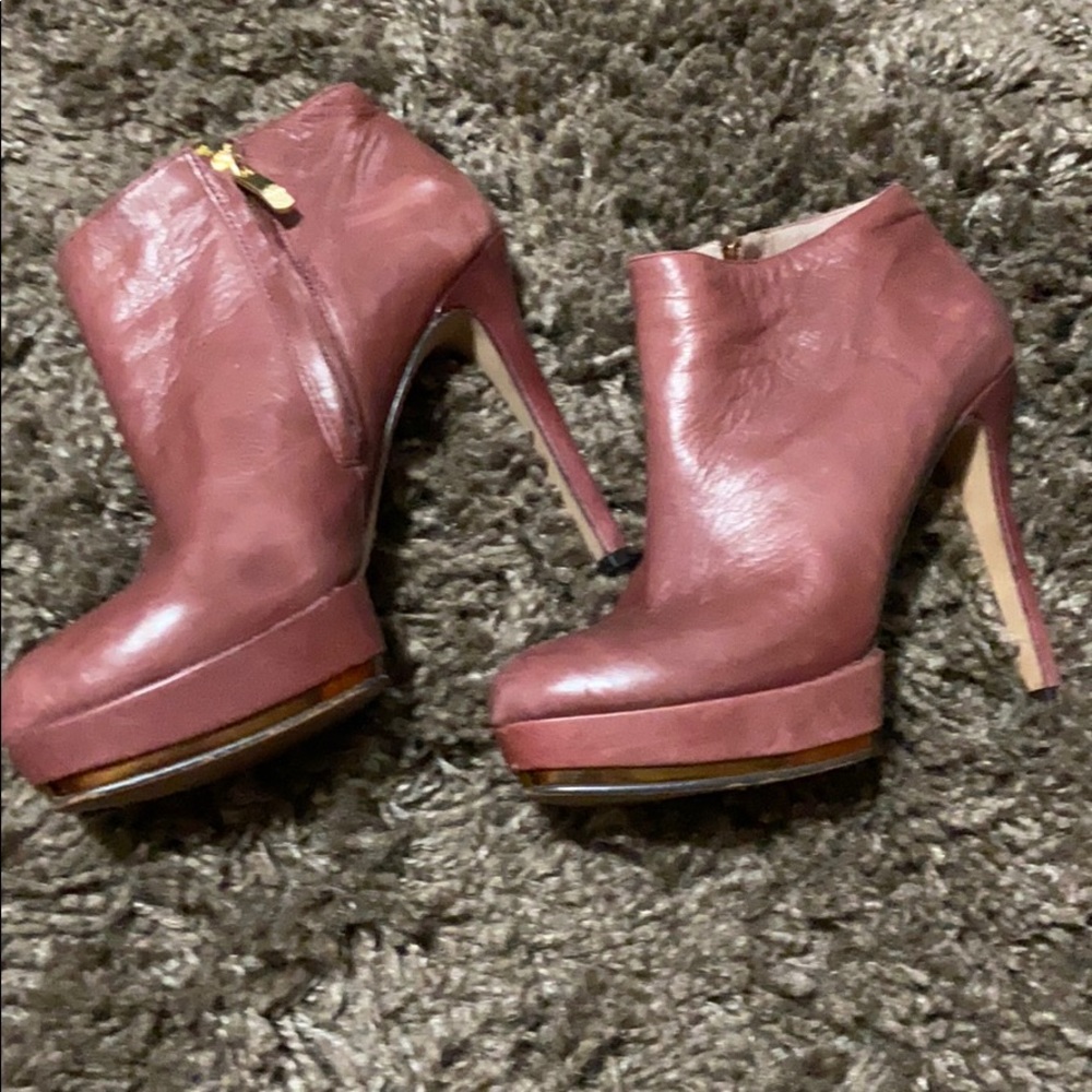 Vince Camuto